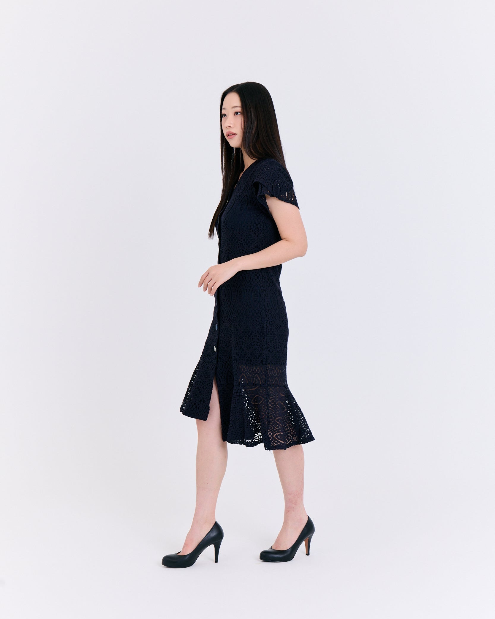 Graceful Lace Button-Down Mermaid Dress (Navy)