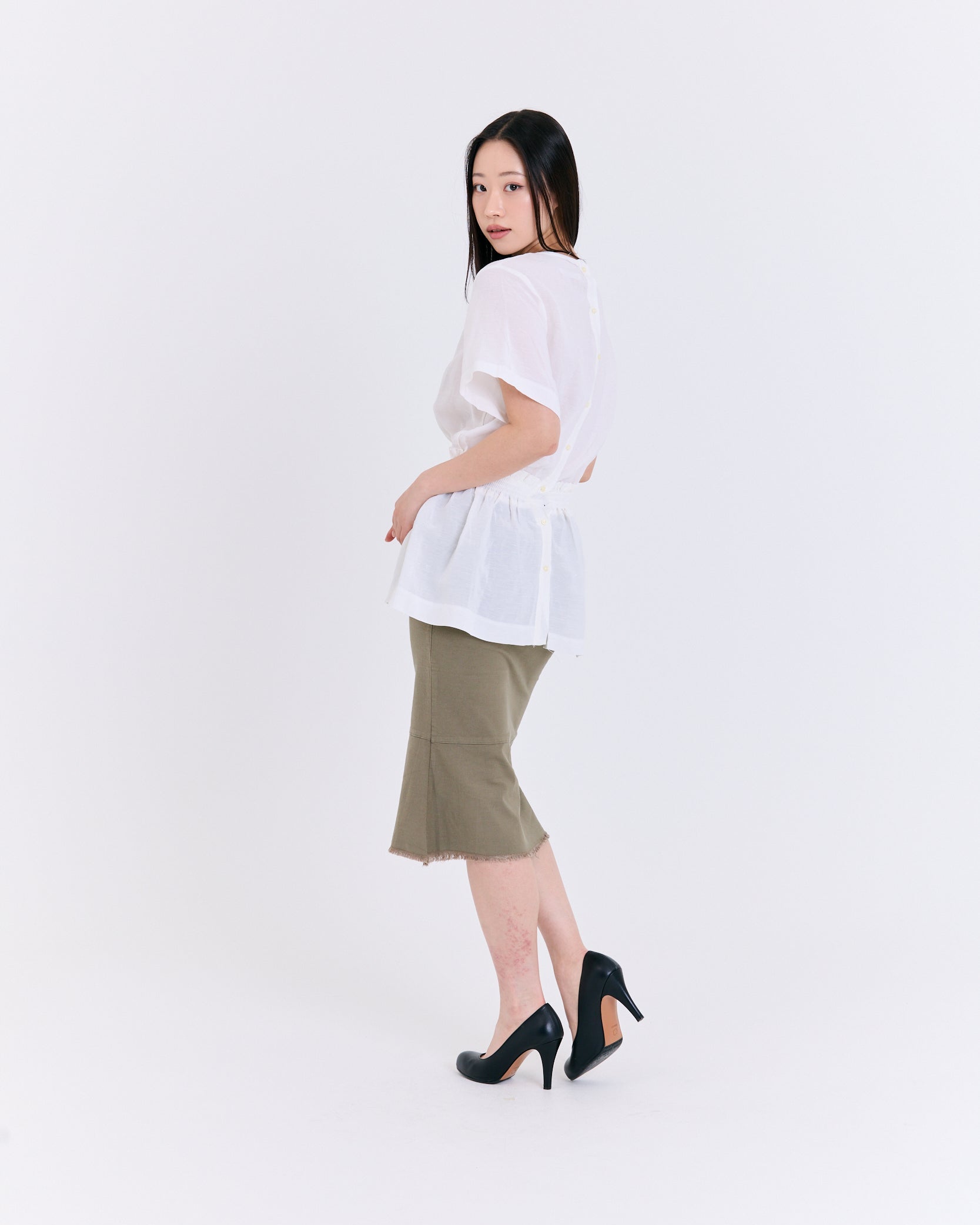 Raw-Edge Slit Mermaid Skirt (Olive)